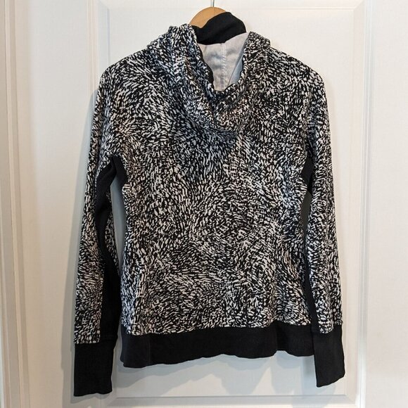 Athleta Triumph Hoodie Medium - Picture 7 of 16